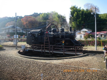 2009年11月29日SL茂木駅回転.jpg