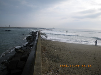 2009年11月7日那珂川河口突堤.jpg